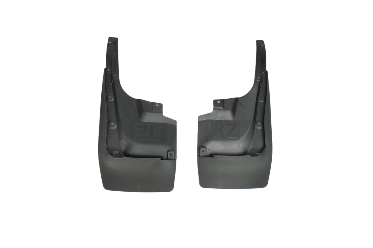 LX570 2018 REAR MUD GUARD
