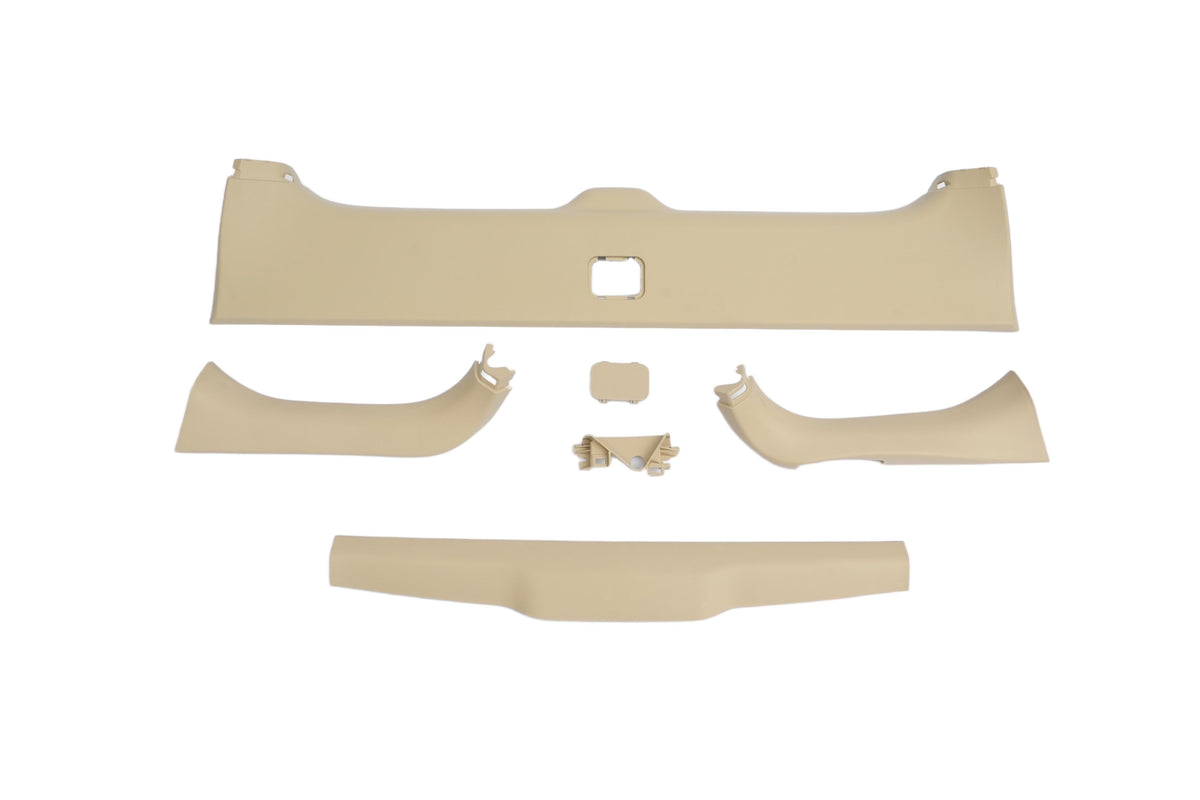 LX570 2018 REAR DOOR BOARD